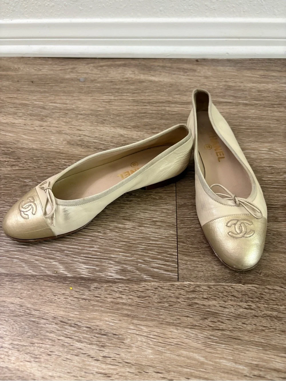 CHANEL Two-Tone Metallic Gold and Cream Ballerina Flats